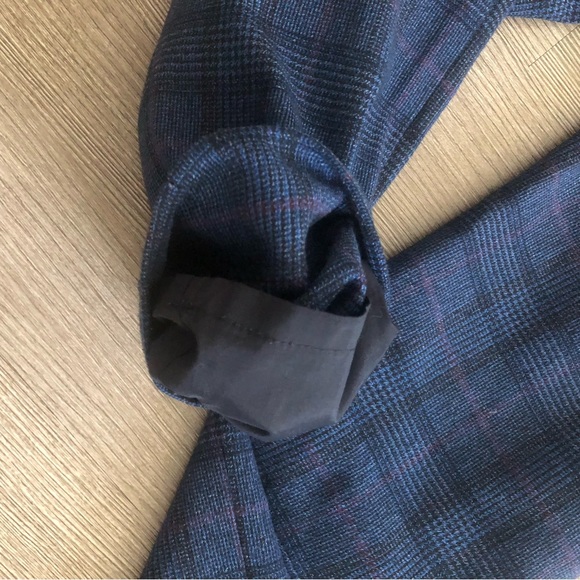 Plaid wool slacks - Picture 6 of 7